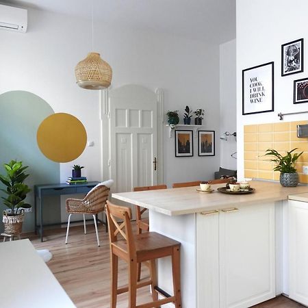 Bpr Pastellion Art Home In Buda Boedapest Buitenkant foto