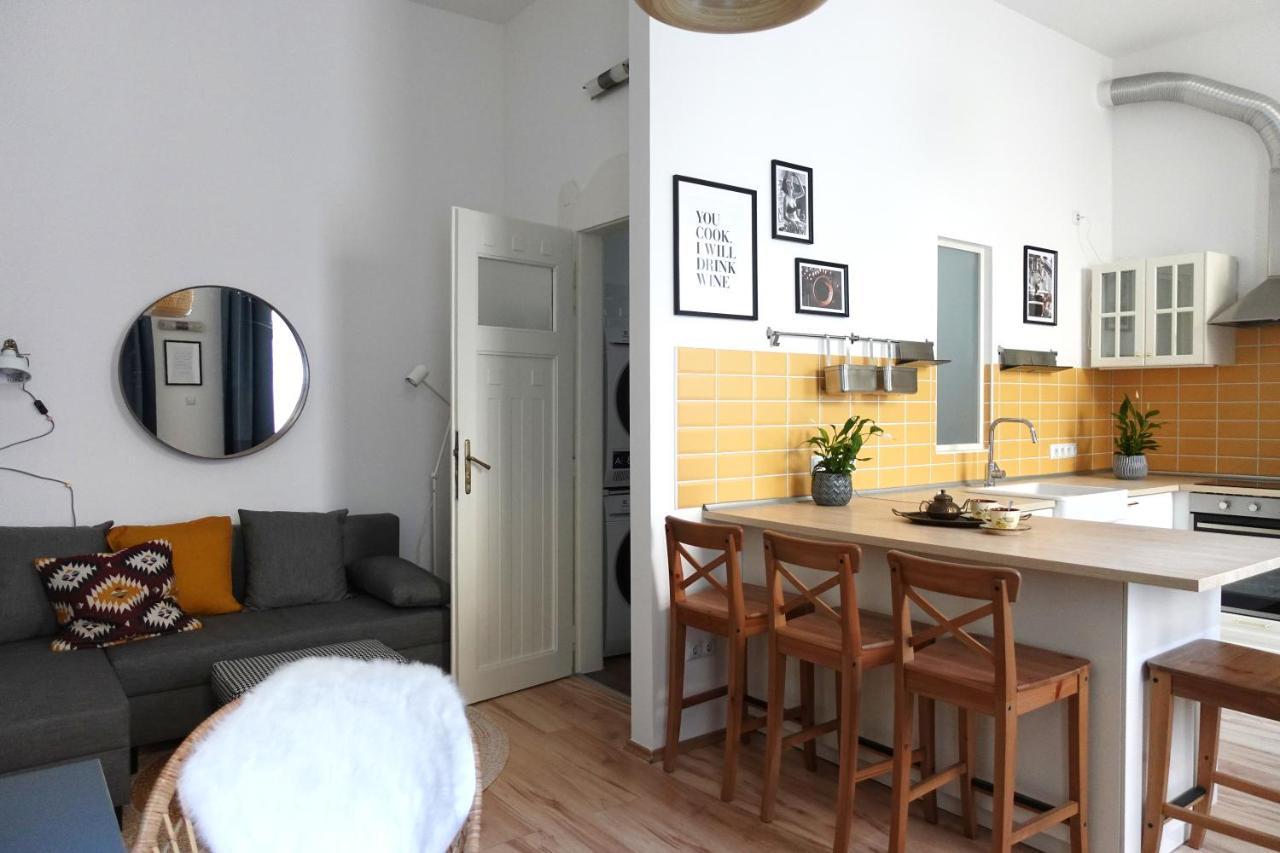 Bpr Pastellion Art Home In Buda Boedapest Buitenkant foto